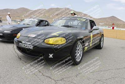 media/Jun-01-2025-CalClub SCCA (Sun) [[eae223c5dd]]/Around pit/